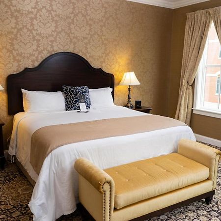 The Mount Vernon Grand Hotel Buitenkant foto