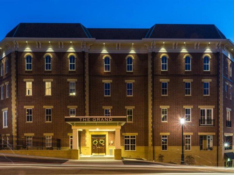 The Mount Vernon Grand Hotel Buitenkant foto
